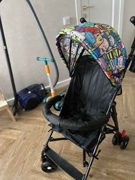 Продам коляску прогулочную