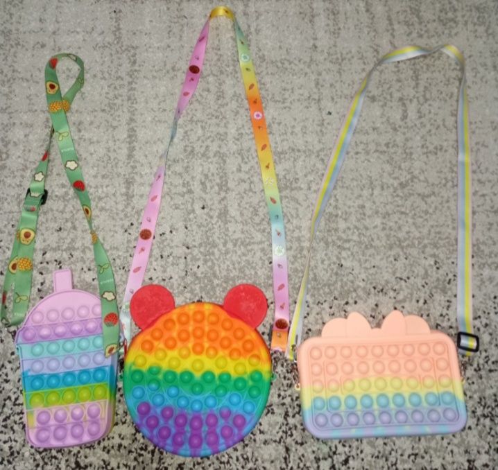 Accesorii fete Pop It