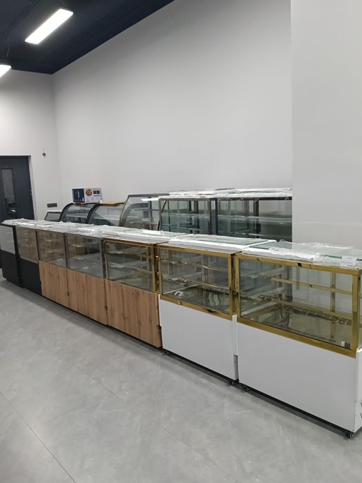 Кондитерские витрины