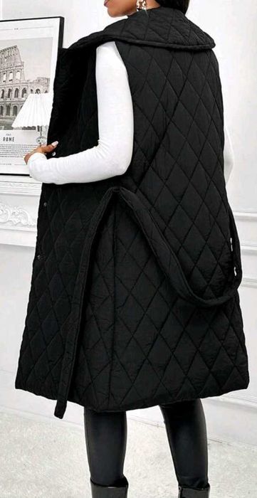 Шикозен черен елек