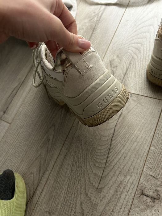 Сникърси Guess 37