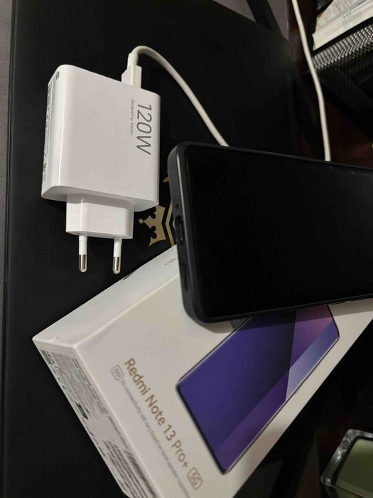 Xiaomi Redmi Note 13 Pro Plus 5G 256GB в Гаранция