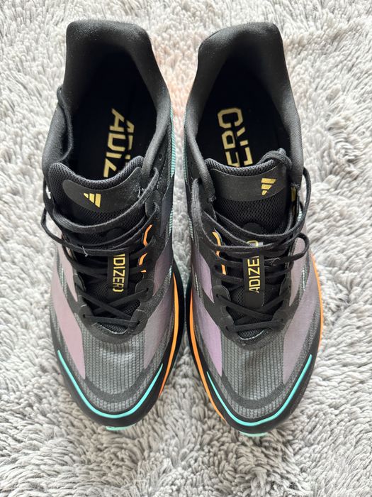 Vand papuci adidasai adizero boston 13