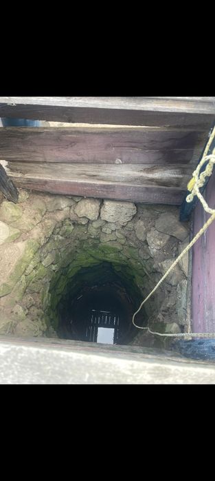Curatit fantana fântâni puțuri