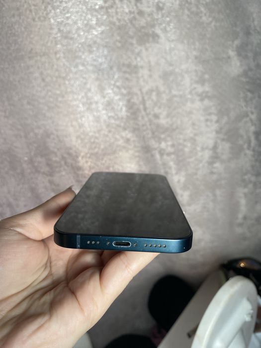 iPhone 13 128GB Midnight