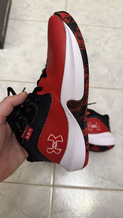 Pantofi sport copii Under Armour UA GS Lockdown 7 marime 36.5