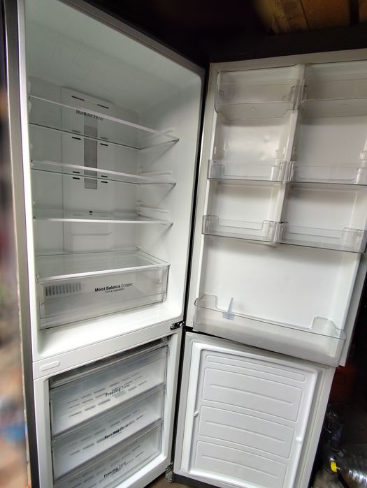 Продам холодильник LG NoFrost