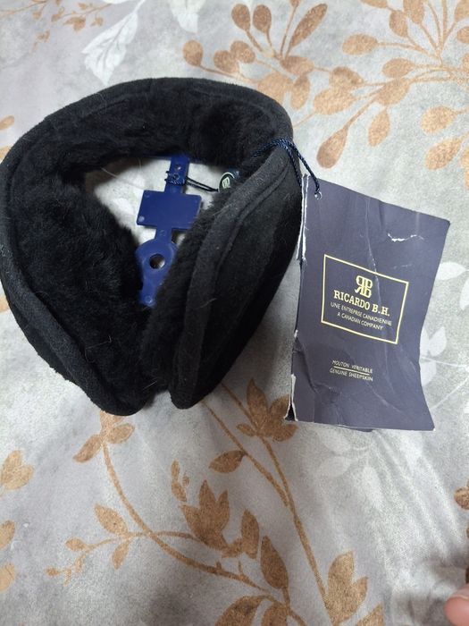 Ушанки слушалки за ушите от агнешки косъм,за топлене. Канада