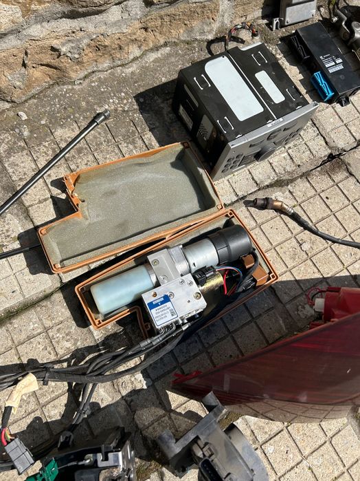 Части за opel tigra 2004 cabrio