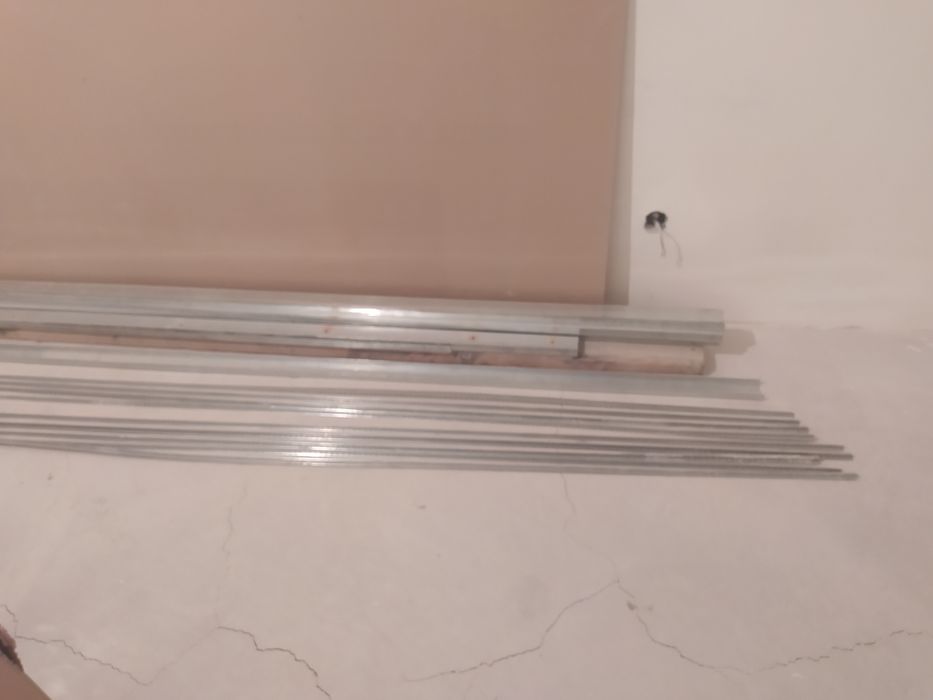 Гипсокартон, профиля, маяки