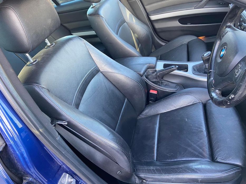 Dezmembrez BMW 318d LCI an 2011 Motor N47 ,Recaro piele neagra, led