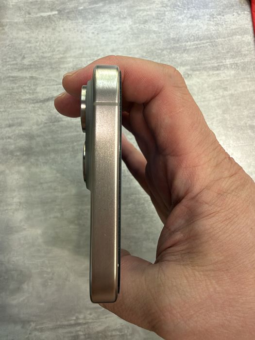 iPhone 15 Pro Max 256Gb Titanium