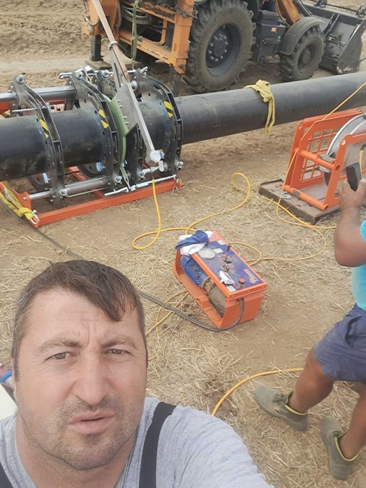 Sudor polietilenă execut suduri electrofuziune și  cap cap