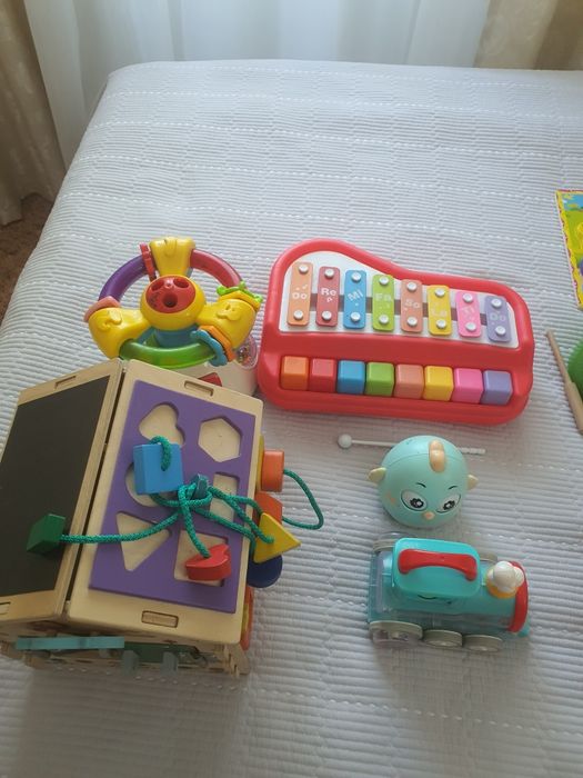 Продам игрушки, игры развивающие