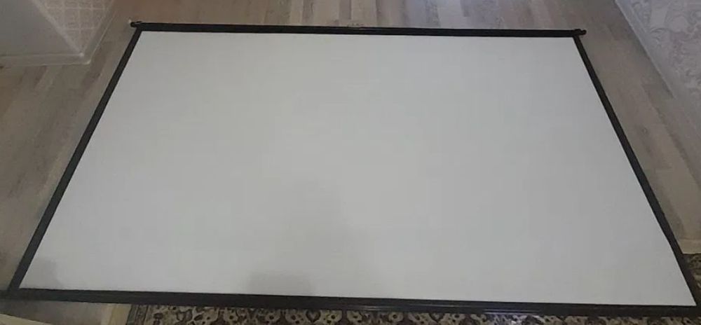 Проектор экран продается, 10.000 теңге. Самовывоз