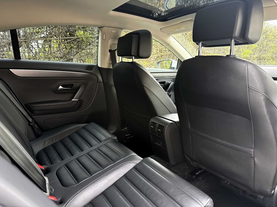 *** Dealer Auto *** VW Passat CC 2.0tdi 177 cp DSG / R-line / Trapa / Piele / Garantie / Rate / Buy-Back