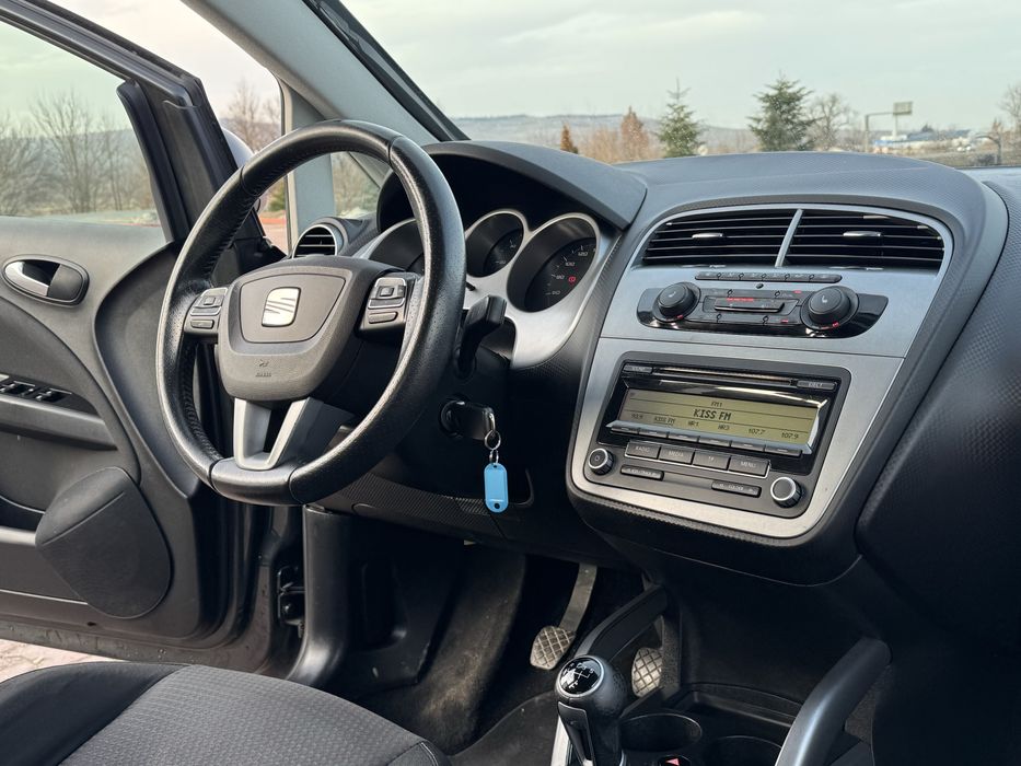 Vând Seat Altea FreeTrack Motor 1,6 Diesel Inmatriculat Recent Euro 5