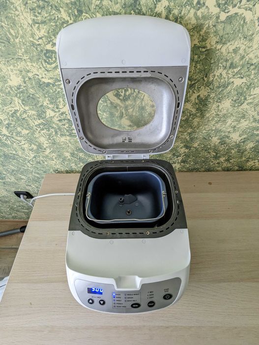 Хлебопекарна Zelmer ZBM0900W | 600W | 8 програми