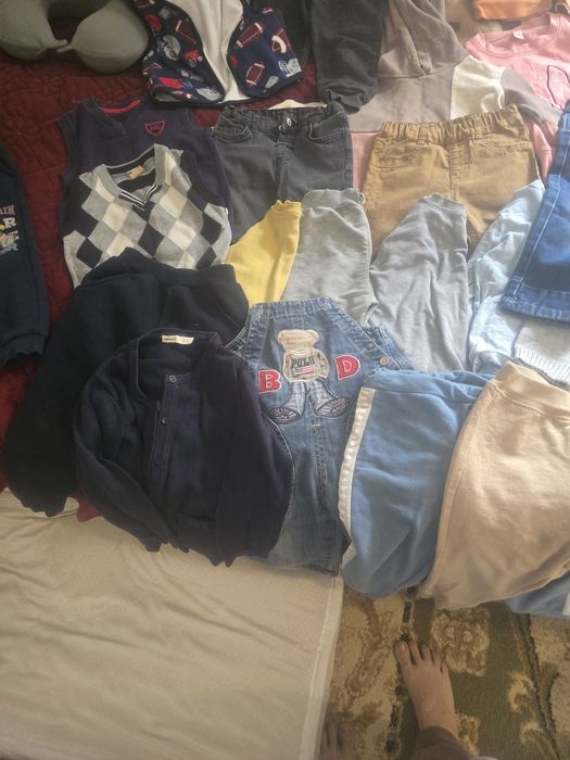 Продам детские вещи