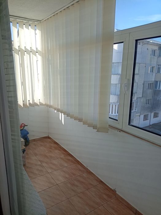 Proprietar – Apartament 3 camere (84 mp), Bloc Vilă, Acoperiș Refăcut (2025)
