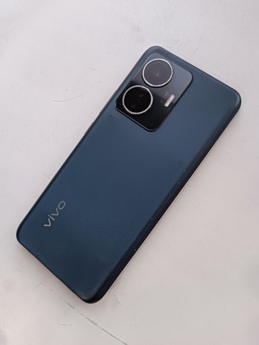Продам VIVO Y-55