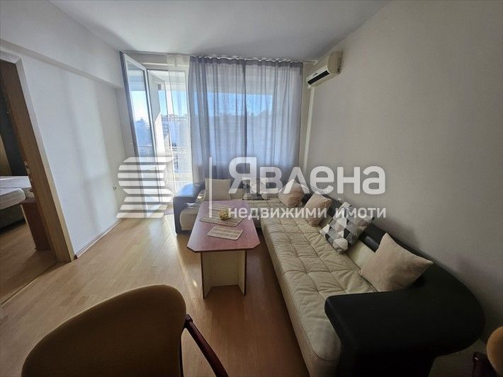Продава се Двустаен апартамент в к.к. Слънчев бряг - 68 кв.м за 533 €/кв.м - Снимка #2