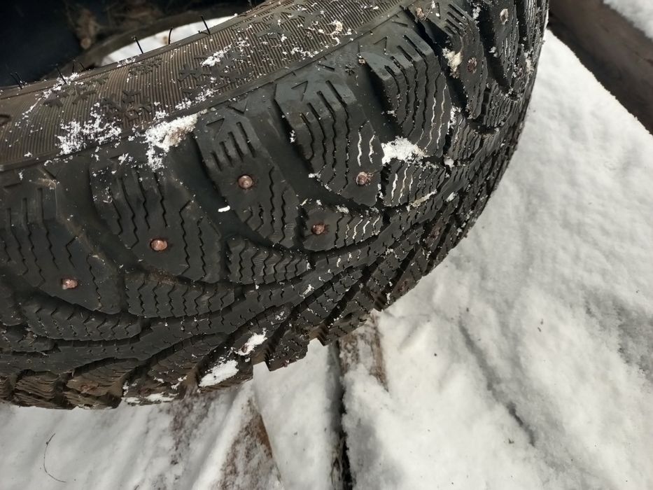 Продам одно шина