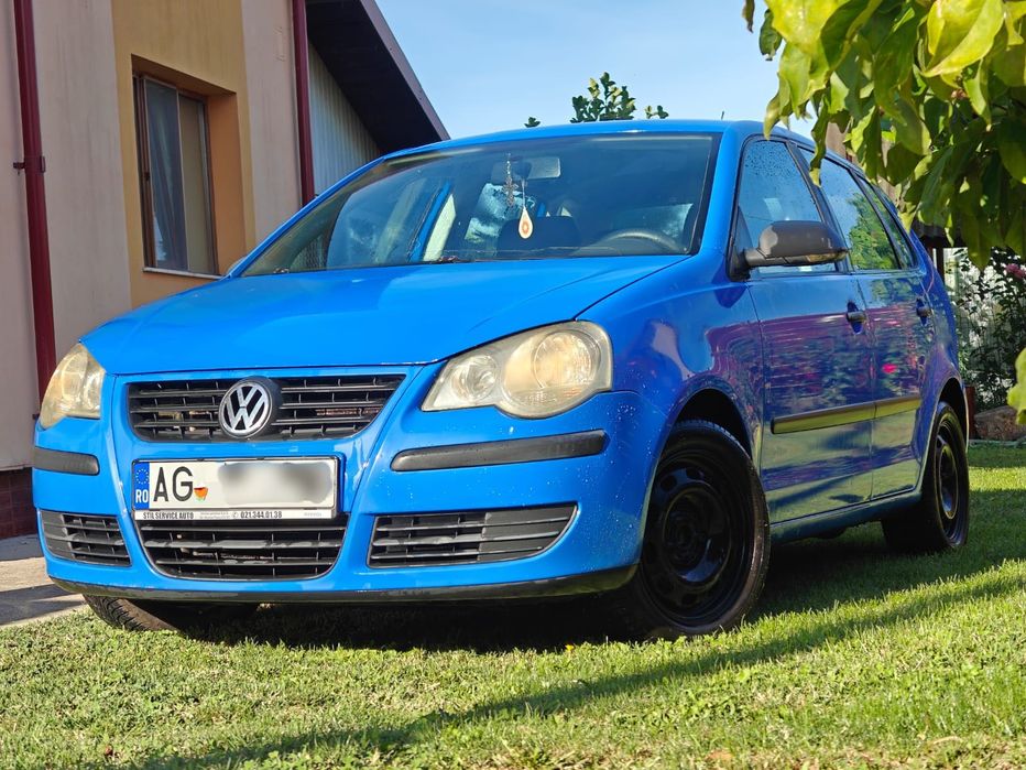vând VW Polo 9n întreținut