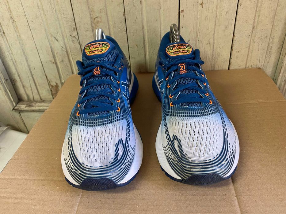 ''Asics GEL-Nimbus 21''оригинални маратонки 40.5 номер