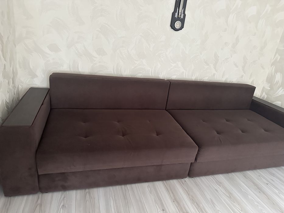 Продам срочно диван