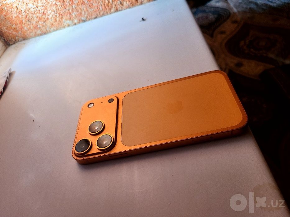 Iphone xr 17 pro korpus taqilgan