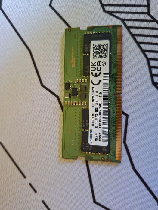 DDR5 2 пръчки рам памет/RAM memory по 8GB DDR5 5600Mhz за лаптоп