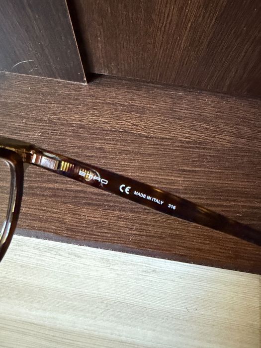 Диоптрични рамки за очила Prada и Etro