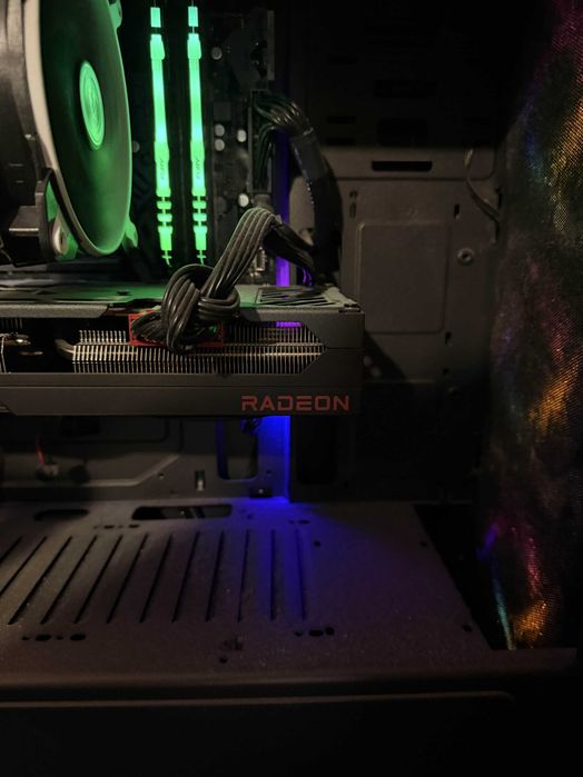 Геймърски компютър i5 12400 / RX 6700 XT / 16GB RAM DDR4 3600mhz