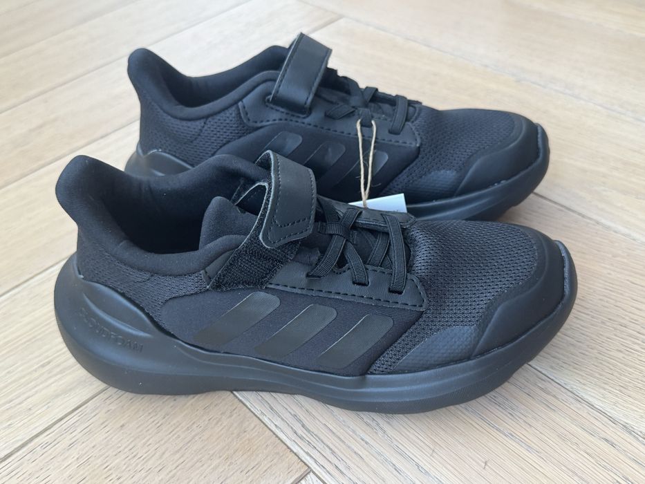 Pantofi sport / Adidași copii Adidas NOI, marimea 35