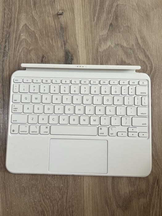 Magic keyboard folio для iPad