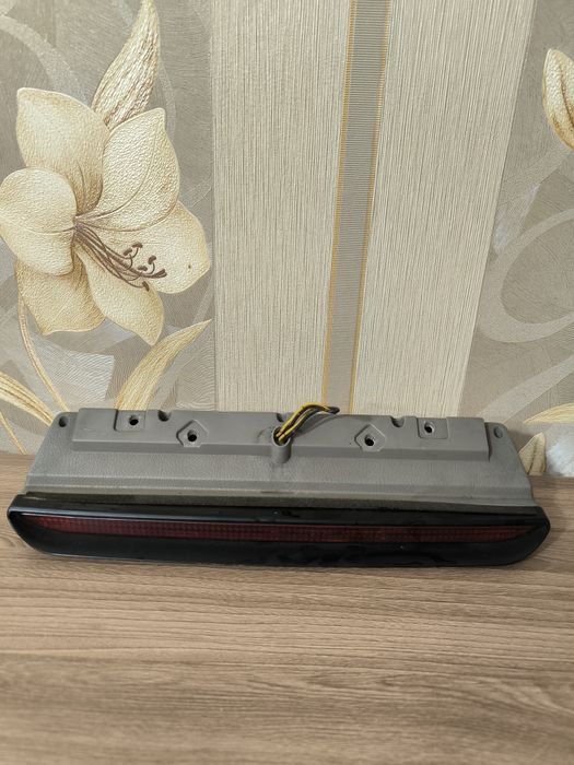 Стоп сигнал  Субару