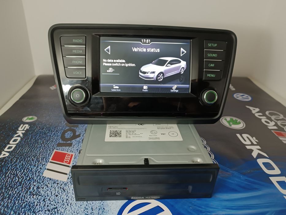 Vând navigație Mib2 Octavia 3 Skoda Bolero / Amundsen