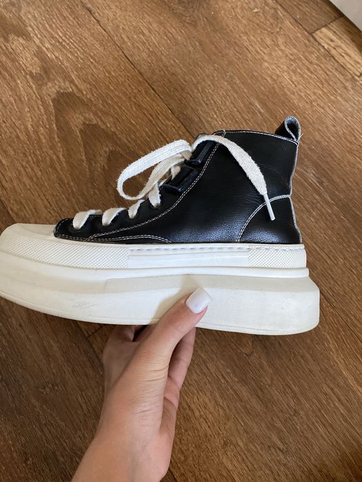 Кроссовки 35 размера