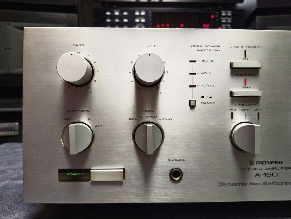 Pioneer A-150 stereo