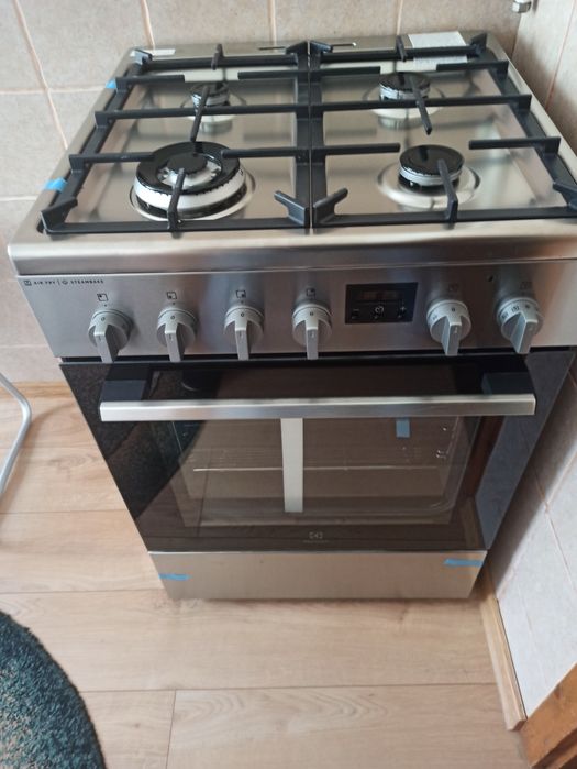 VÎND ARAGAZ INOX Electrolux în garanție cumpărat de 2 luni