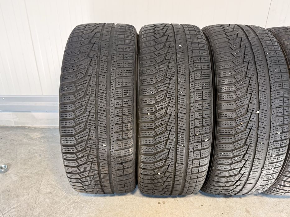 215/45/17 зимни гуми HANKOOK winter i*cept evo2