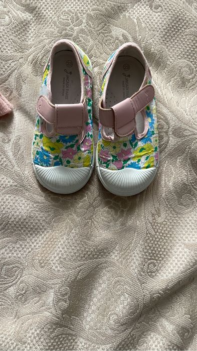 Детские вещи по 200енге