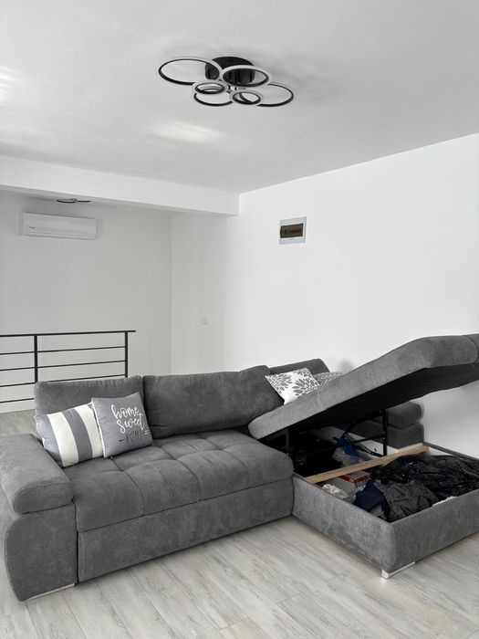 Vând canapea colțar