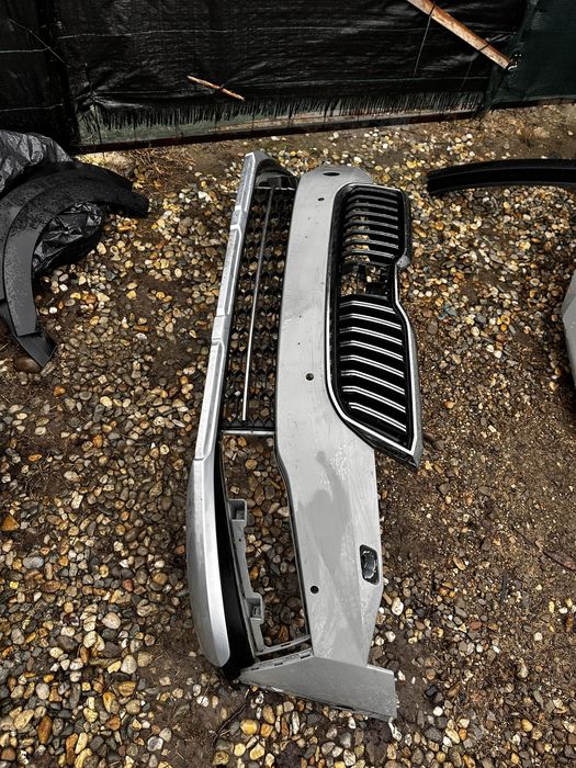 Bară față grile .spoiler inferior skoda superb scaut 3.facelift.