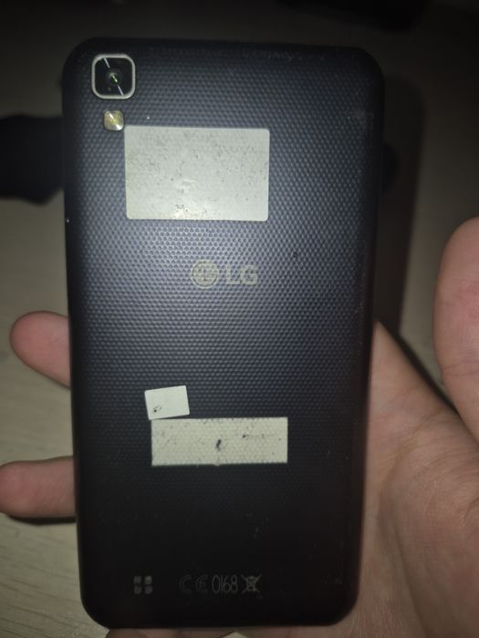 Продам телефон.  .