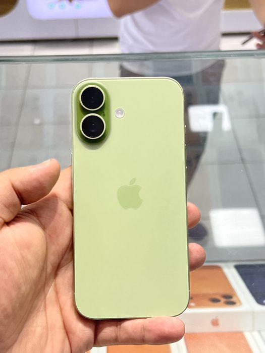Iphone 17 ozi APPLE BRON