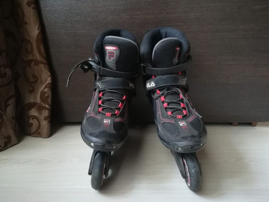 Продам роликовые коньки