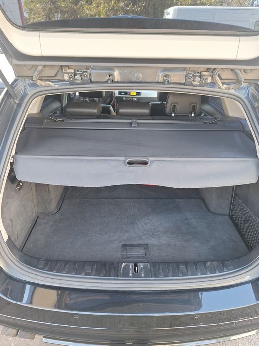 Продавам BMW 325 IX 2007