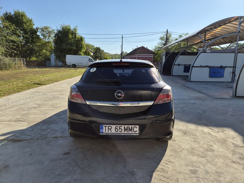 Schimb Opel Astra H GTC